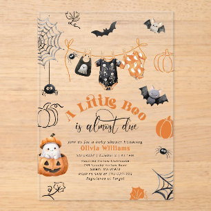 Invitaciones Acrílicas Little Boo está por llegar Ropa de niño para bebé