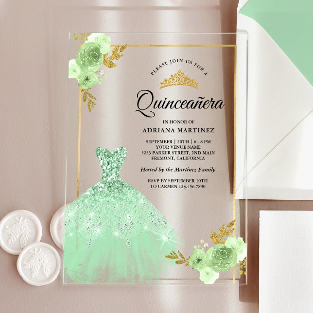 Invitaciones Acrílicas Mint Green Floral Sparkke Vestido Dorado Quinceane (Subido por el creador)