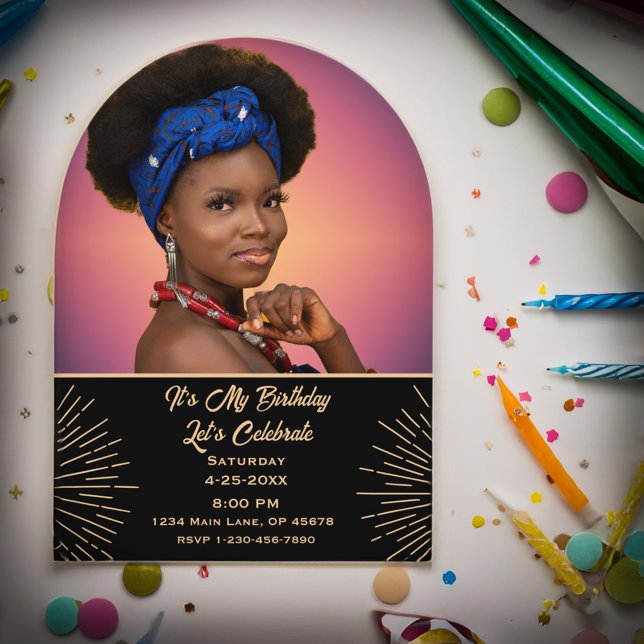 Invitaciones Acrílicas Moderna y elegante foto de cumpleaños oro y Fiesta (Modern Elegant Birthday Photo Gold And Black Party Acrylic Invitations great to send to your guest. )