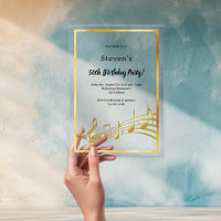 Notas musicales doradas cumpleaños claro