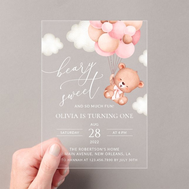 Invitaciones Acrílicas Oso bebé, globos rosados, primer cumpleaños (Insitu (portátil))