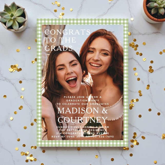 Invitaciones Acrílicas Partido de Graduación de Fotografía de Gingham Ver (Subido por el creador)
