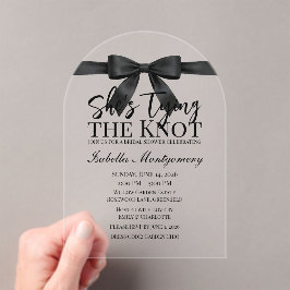 Invitaciones Acrílicas She’s Tying the Knot Theme Black Bow