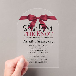 Invitaciones Acrílicas She’s Tying the Knot Theme Burgundy Bow