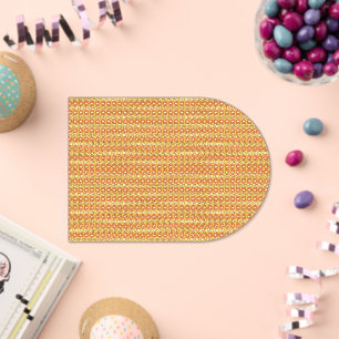 Invitaciones Acrílicas un fondo naranja y amarillo con puntos pequeños