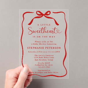 Invitaciones Acrílicas Un pequeño amor viene en camino Baby Shower Rojo