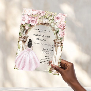 Invitaciones Acrílicas Vestido de arco floral rosa para Sweet 16 transpar