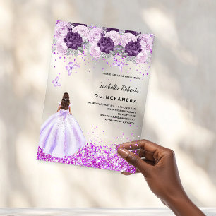 Invitaciones Acrílicas Vestido morado de Quinceañera con flores rosadas t