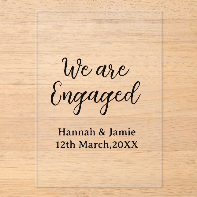 Invitaciones Acrílicas We are Engaged couple name date calligraphystylish (Anverso)