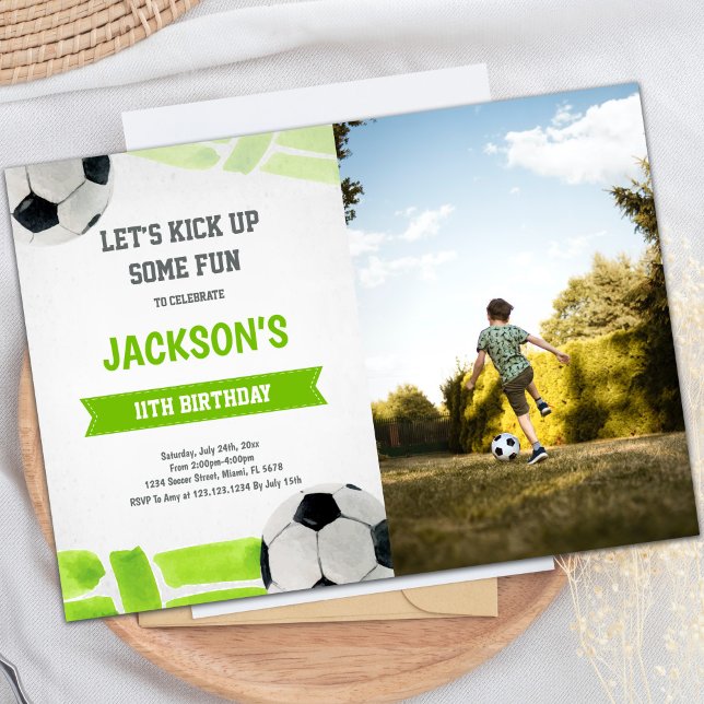 Invitaciones al cumpleaños del partido de fútbol v (Green Soccer Birthday Invitations with photo)