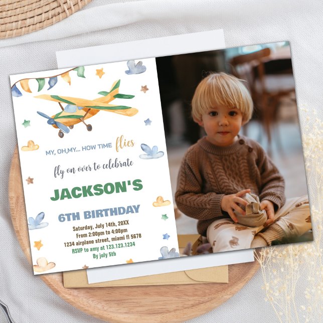 Invitaciones de cumpleaños al avión foto verde ama (Airplane Birthday Invitations Yellow Green W Photo)