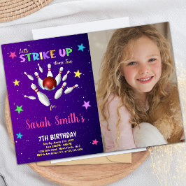 Invitaciones de cumpleaños con foto de bolos morad