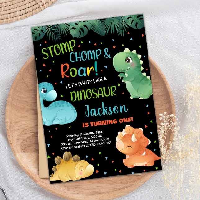 Invitaciones de cumpleaños de dinosaurios negros N (Green Orange Black Dinosaur Birthday Invitations)