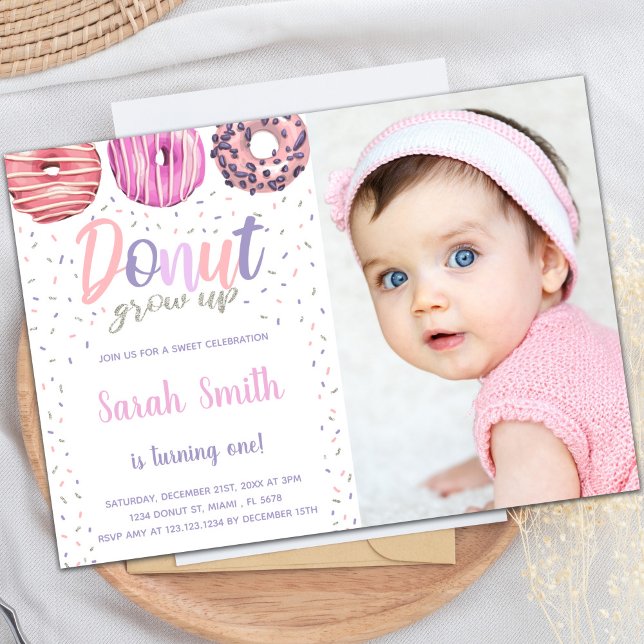 Invitaciones de cumpleaños de Donut Ligeros Rosado (Pink Light Donut Birthday Invitations with photo)