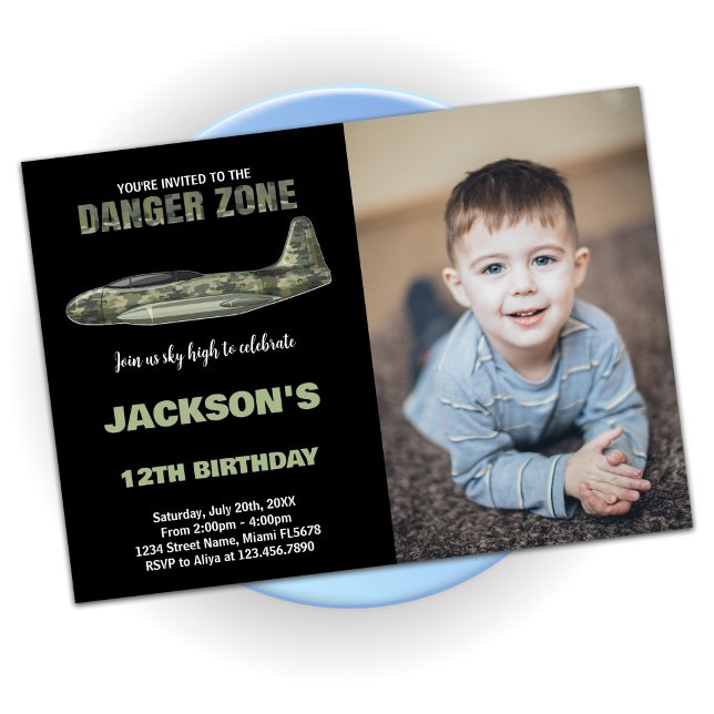 Invitaciones de cumpleaños de Fighter Jet Black co (Fighter Jet Birthday Invitations Black with photo)