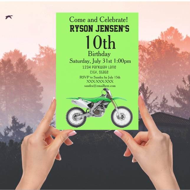 Invitaciones de cumpleaños de Green Dirt Bike Spor (Subido por el creador)