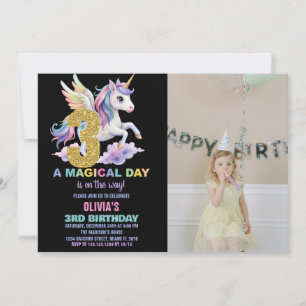 Invitaciones de cumpleaños de Rainbow Unicorn con 
