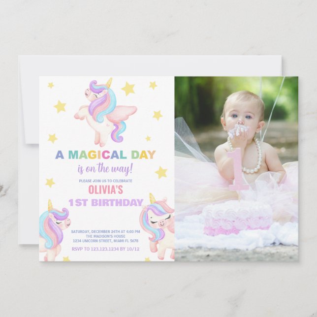 Invitaciones de cumpleaños de Rainbow Unicorns con (Anverso)
