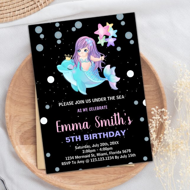 Invitaciones de cumpleaños de sirena negra con del (Black Mermaid Birthday Invitations with dolphin)