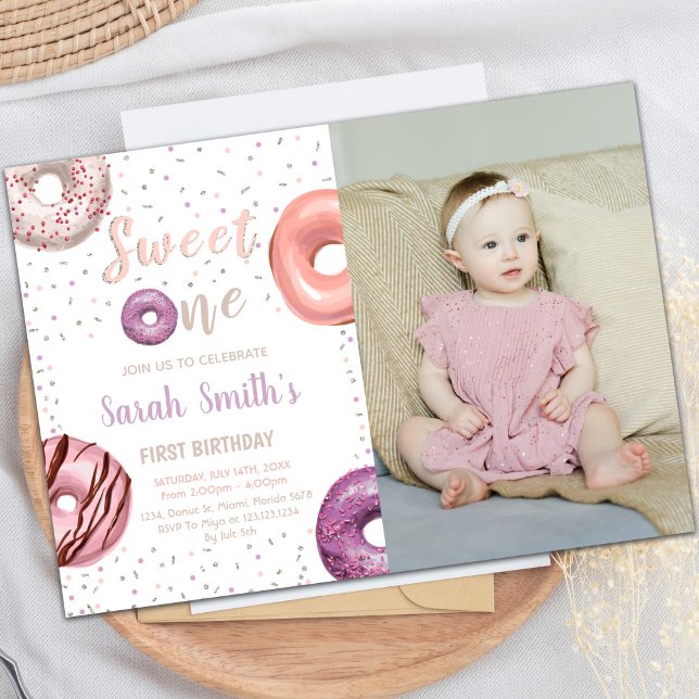 Invitaciones de cumpleaños de Sweet One Donut con  (Sweet One Donut Birthday Invitations with photo)