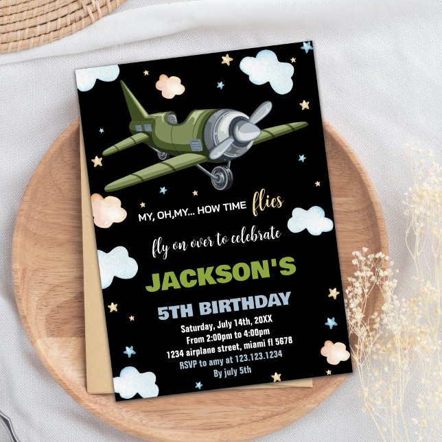 Invitaciones de cumpleaños del avión negro verde B (Airplane Birthday Invitations Green Black BK)