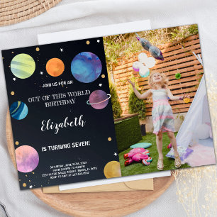 Invitaciones de cumpleaños del espacio negro con f