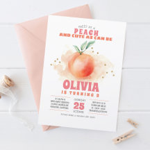 Invitaciones de cumpleaños dulces como melocotón