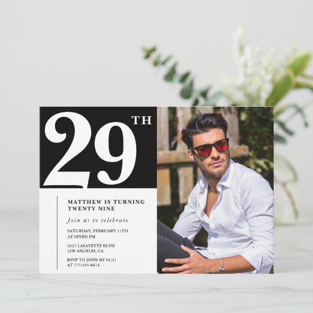 Invitaciones de cumpleaños número 29 en negro y bl (Anverso de pie)