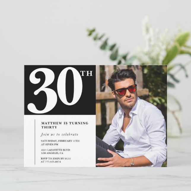 Invitaciones de cumpleaños número 30 en blanco y n (Anverso de pie)