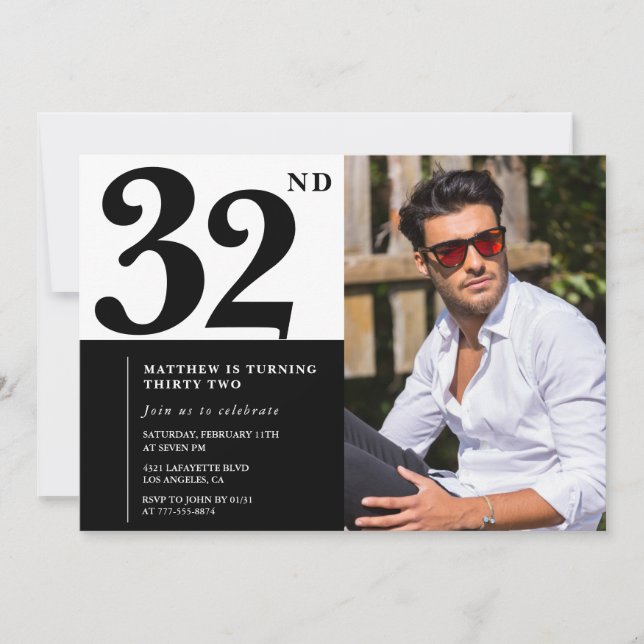 Invitaciones de cumpleaños número 32 en blanco y n (Anverso)