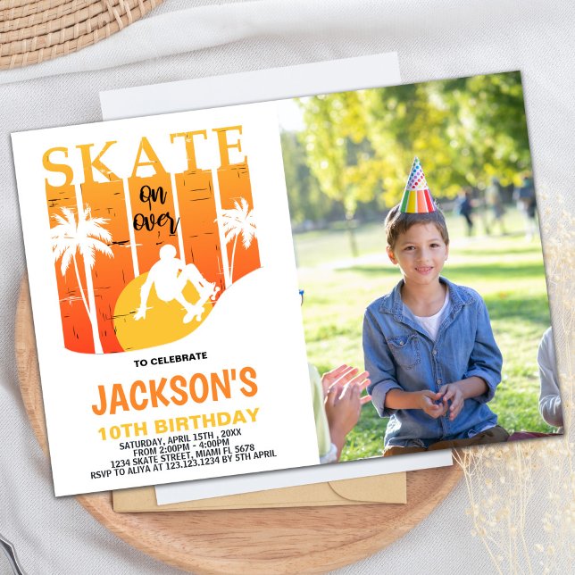 Invitaciones de cumpleaños para el Patinaje fotogr (White Orange Photo Skateboard Birthday Invitations)