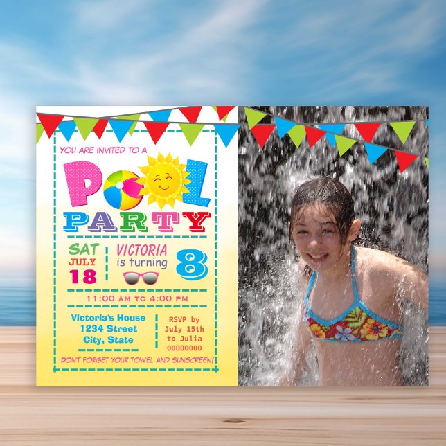 Invitaciones de cumpleaños para fiesta de chicas e (Cute any number pool birthday party invitation. Simply add your details and photo.)