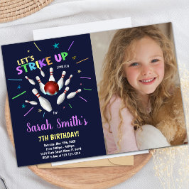 Invitaciones de cumpleaños para la bolera azul osc