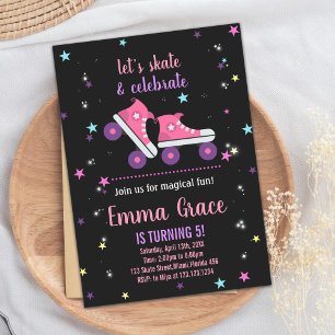 Invitaciones de cumpleaños para patinar sobre púrp