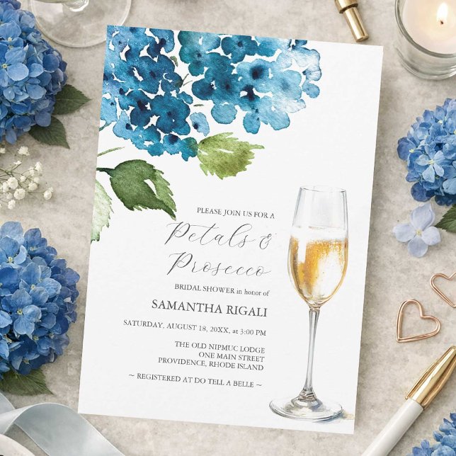 Invitaciones de Desayuno Nupcial con Pétalos Azule (blue petals and prosecco bridal shower invitations with watercolor hydrangeas)
