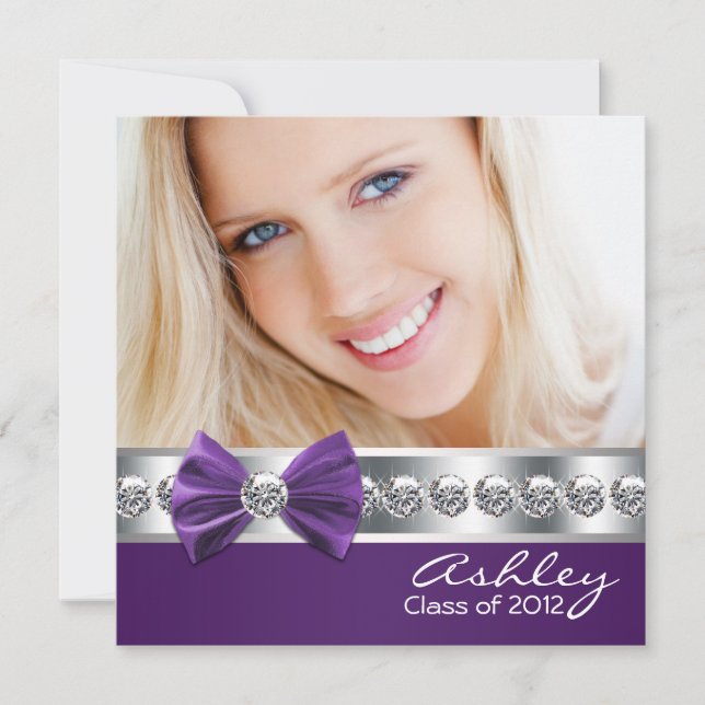 Invitaciones de graduación de foto morada de chica (Anverso)