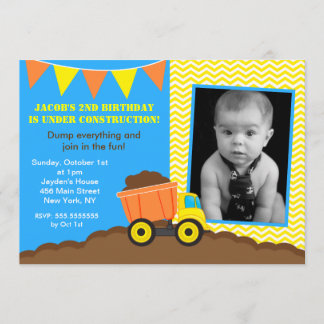 Invitaciones del cumpleaños de la foto del camión