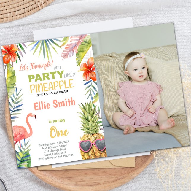 Invitaciones del Partido Tropical personalizable a (Photo Flamingo & Pineapple Birthday Invitations)