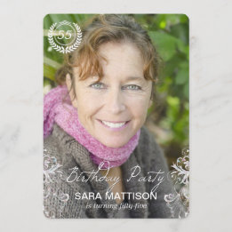 Invitaciones modernas elegantes del cumpleaños de