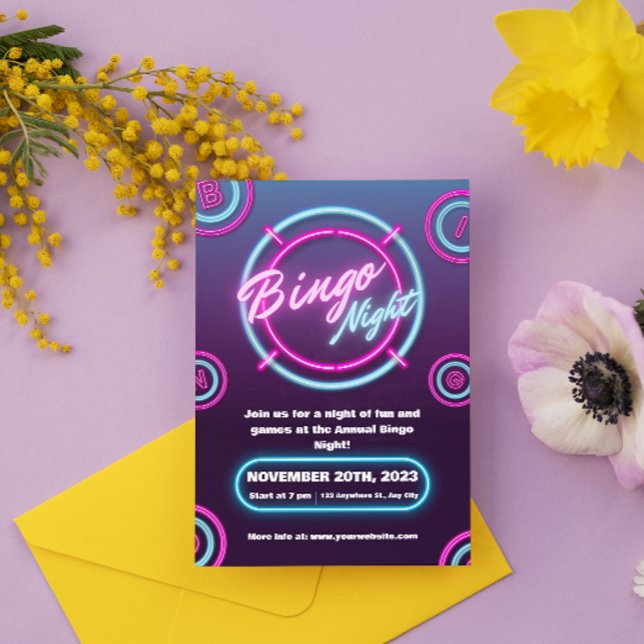 Invitaciones nocturnas de bingo moderno morado y a (Subido por el creador)