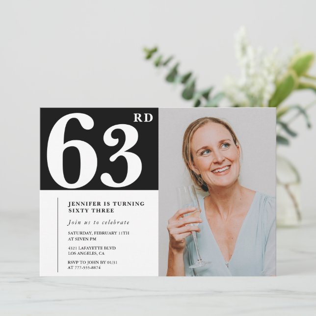 Invitaciones para cumpleaños 63 en foto en blanco  (Anverso de pie)