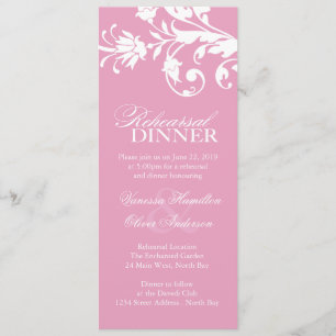 Invitaciones rosadas bonitas de la cena del ensayo