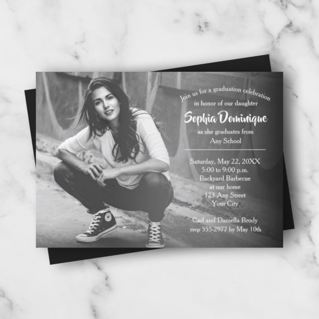 Invitaciones simples a la fiesta de graduación de  (Subido por el creador)