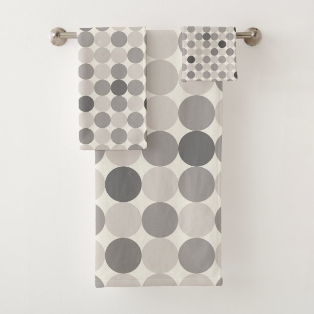 Inviting Gray Circle Bath Towel Set (In situ)