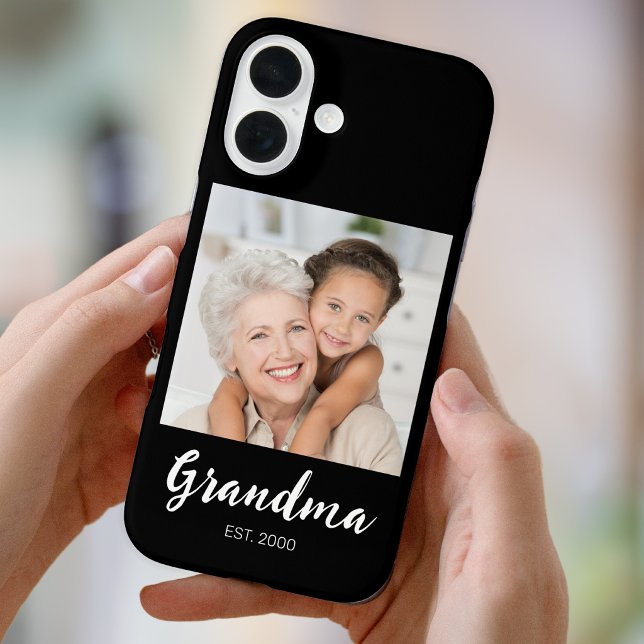 iPhone 16 Abuela Estableció Escritura Foto Funda Negra Case- (Subido por el creador)