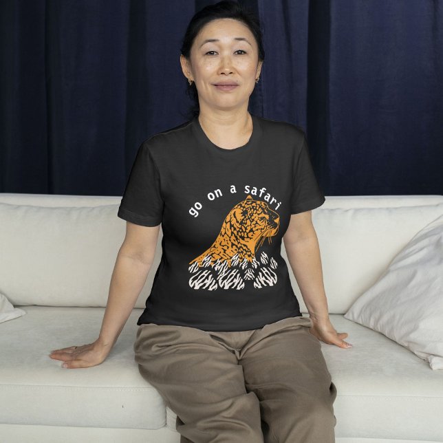 Ir En Una Camiseta Safari (Subido por el creador)