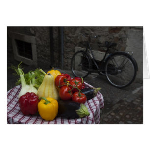 Italia, provincia de Brescia, Gargnano. Mesa con 2