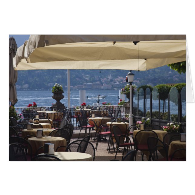 Italia, provincia de Como, Bellagio. Café junto al (Anverso (Horizontal))