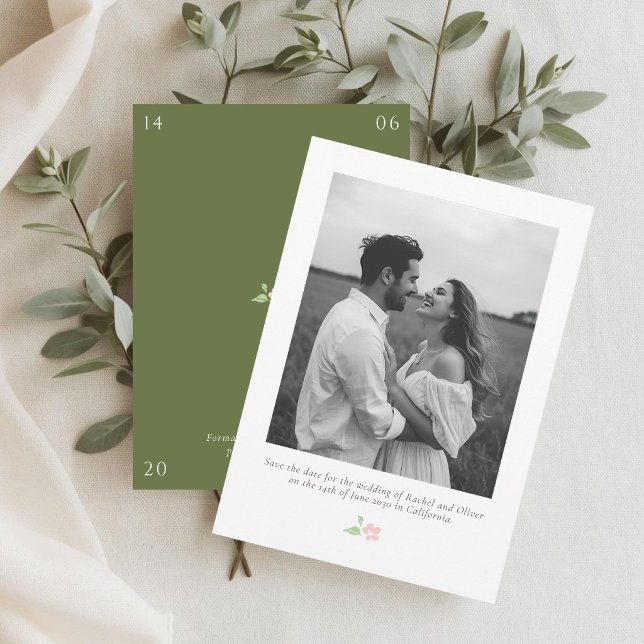 Ivory & Green | Chic Floral Wedding Save the Date (Subido por el creador)