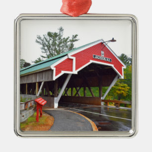 Jackson, ornamento del navidad del puente cubierto